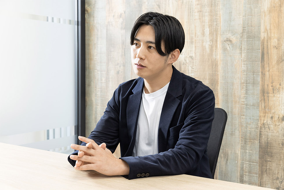 増岡宏紀氏