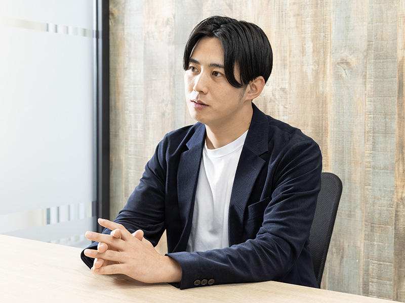 バズより継続接点を重視せよ　成果を積み上げるSNS投資戦略