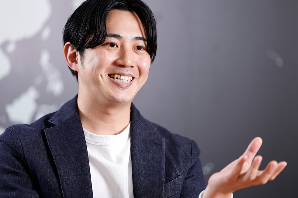 増岡宏紀氏