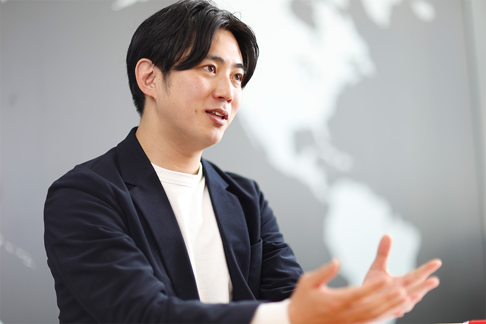 増岡氏