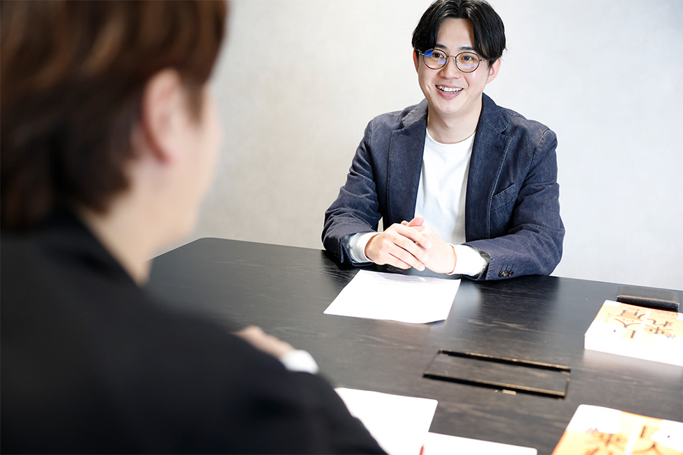 増岡氏