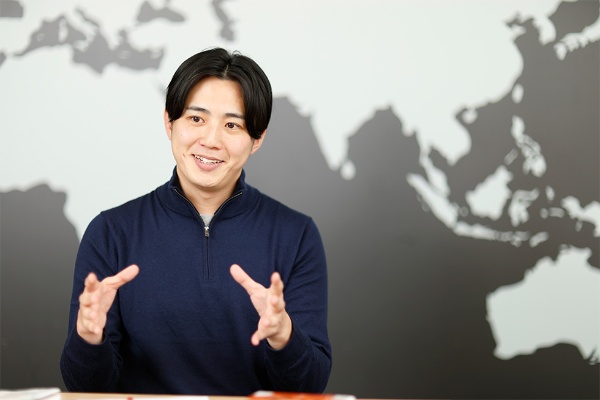 増岡宏紀氏