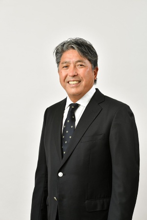 岩出雅之(いわで・まさゆき)さん 岩出雅之(いわで・まさゆき)さん
