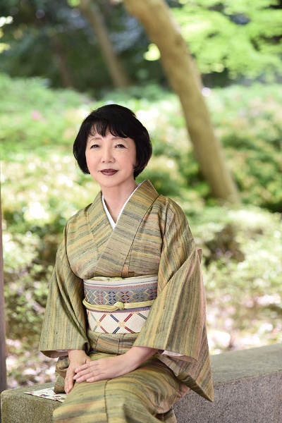 1946(昭和21)年生まれ。84年『光抱く友よ』で芥川賞、95年『水脈』で女流文学賞、2010年『トモスイ』で川端康成文学賞。20年『小説伊勢物語 業平』で泉鏡花文学賞受賞。他、著書多数。09年に紫綬褒章受章。18年に文化功労者に。(写真/富本真之) 1946(昭和21)年生まれ。84年『光抱く友よ』で芥川賞、95年『水脈』で女流文学賞、2010年『トモスイ』で川端康成文学賞。20年『小説伊勢物語 業平』で泉鏡花文学賞受賞。他、著書多数。09年に紫綬褒章受章。18年に文化功労者に。(写真/富本真之)